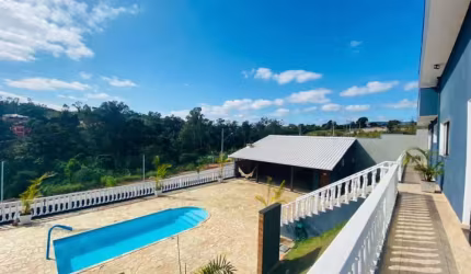CASA NO CONDOMINIO VISTA DA LAGOA