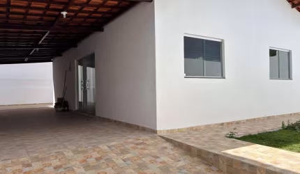 CASA NA REGIAO DO CENTRO DE BETIM