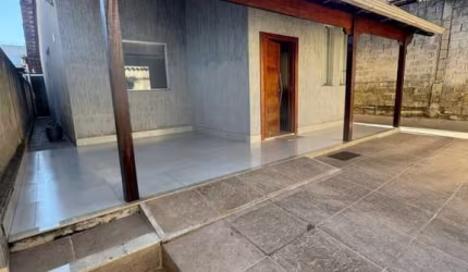 CASA NO SANTA ROSA EM SARZEDO