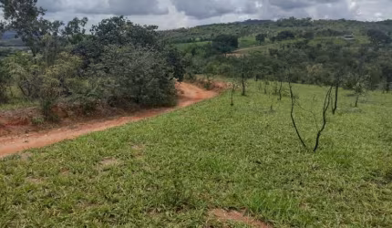 CHACARA DE 20 MIL METROS EM ONÇA DO PITANGUI