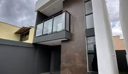 casa no sao pedro em ibirite