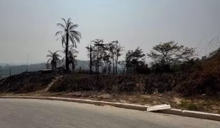 Terreno à venda no Residencial Vista da Lagoa, Sarzedo  por R$ 320.000