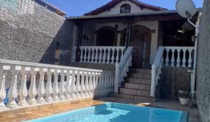Casa com 3 quartos à venda no Novo Horizonte, Ibirité  por R$ 530.000