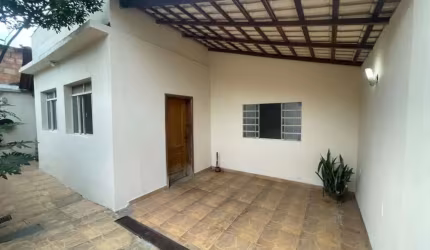 CASA NO  VALE DO JATOBA