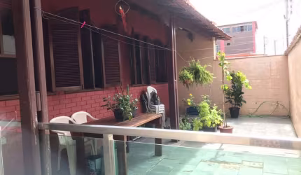 Casa com 3 quartos à venda no Riacho das Pedras, Contagem  por R$ 700.000
