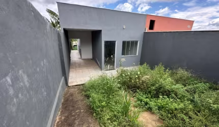Casa com 2 quartos à venda no Tangará, Mário Campos  por R$ 249.000