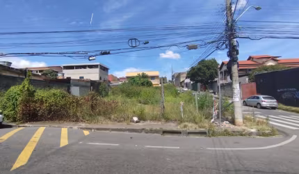 Terreno à venda no Flamengo, Contagem  por R$ 700.000