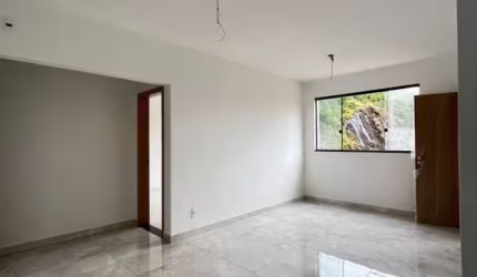 Apartamento semi privativo á venda no Bairro Amazonas