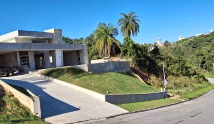 CASA NO CONDOMINIO VISTA DA LAGOA