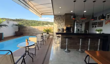 Linda casa a venda no Bairro Santa Rosa em Sarzedo