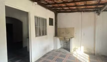 ALUGA APARTAMENTO NO CASTANHEIRA