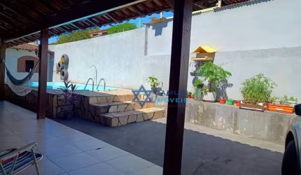 Casa com 3 dormitórios à venda, com quintal e piscina 135 m² - Araçás - Vila Velha/ES