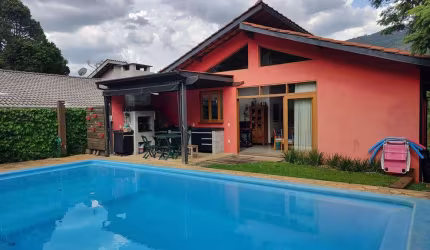 Casa em Condomínio para Venda em Atibaia, Condominio Refugio, 2 dormitórios, 1 suíte, 2 banheiros, 2 vagas