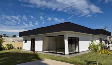 Casa em Condomínio para Venda em Atibaia, Condomínio Residencial Shamballa III, 4 dormitórios, 4 suítes, 5 banheiros, 2 vagas