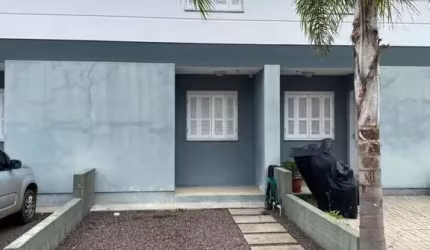 Sobrado para Venda em Torres, Centenário, 3 dormitórios, 2 banheiros