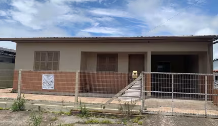 Casa para Venda em Torres, Igra Sul, 2 dormitórios, 1 banheiro