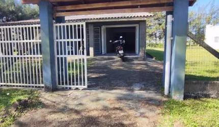 Casa para Venda em Balneário Gaivota, Centro, 4 dormitórios, 2 banheiros