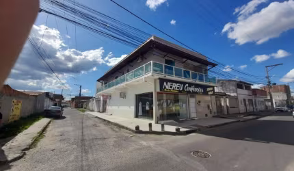 Casa comercial e residencial para Venda em rua pública, Campo Limpo, Feira de Santana, 2 lojas, 3 quartos, 2 suítes, 2 salas, 3 banheiros, 2 vagas