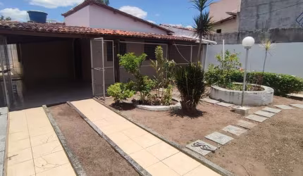 Casa residencial para Venda em rua pública, Caseb, Feira de Santana, 3 quartos, 1 suíte, 1 sala, 1 banheiro, 2 vagas, 300m² área total.