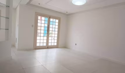 Casa residencial para Venda no condomínio Vivendas Santa Monica, Santa Mônica, Feira de Santana, 3 quartos, 1 suíte, 1 sala, 2 banheiros, 2 vagas