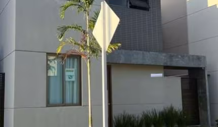 Casa residencial para Venda no Condomínio Reserva Versatile, Registro, Feira de Santana, 4 quartos, 2 suítes, 1 sala, 3 banheiros, 3 vagas, 201m² área