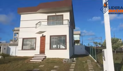 Casa residencial para Venda no Condomínio Terras Alphaville, Centro, Camaçari 4 quartos, 2 salas, 2 banheiros, 5 vagas, 287,00 m² área total.