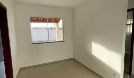 Casa no Sim, 2 Quartos, Quintal, para Venda, no Condomínio Villa Felicittá, na Avenida Artemia Pires, em Feira de Santana, Área Total 180 m².