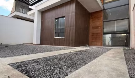 Casa residencial para Venda em rua pública, Sim, Feira de Santana, 3 quartos, 1 suíte, 1 sala, 2 banheiros, 2 vagas, 154,m² área total.