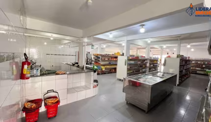 Ponto comercial para locação em rua pública, Parque Ipê, Feira de Santana, 180m² área total.