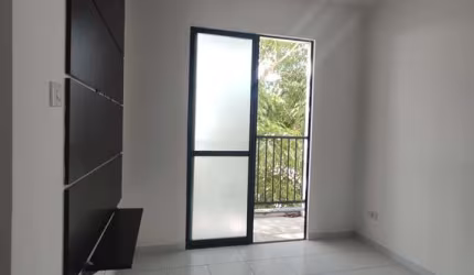 Apartamento residencial para Venda no Condomínio Vila das flores, Muchila, Feira de Santana 3 quartos, 1 sala, 2 banheiros, 1 vaga 50,00 m² área tot