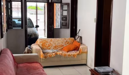 Casa residencial para Venda em rua pública, São João, Feira de Santana, 3 quartos, 1 suíte, 3 salas, 1 banheiro, 1 vaga, 168m² área total.