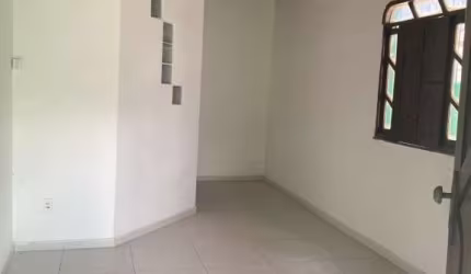 Casa para Venda em rua publica no centro, Feira de Santana, com 3 quartos, 1 sala, 538m² de área total.