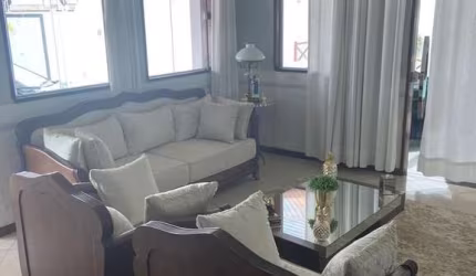 Casa residencial para Locação, Cruzeiro, Feira de Santana, 4 quartos, 3 suítes, 2 salas, 4 banheiros, 4 vagas, 600m² área total.