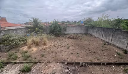 Terreno Residencial Disponível para Venda no Tomba.