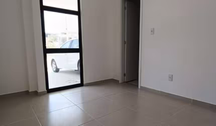 Casa residencial para Locação em Condomínio fechado, Sim, Feira de Santana, 3 quartos, 1 suíte, 1 sala, 2 banheiros, 1 vaga, 70m² área total.