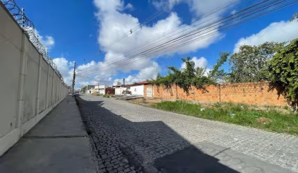 Terreno residencial para Venda em rua pública, Mangabeira, Feira de Santana, 1.488m² área total.