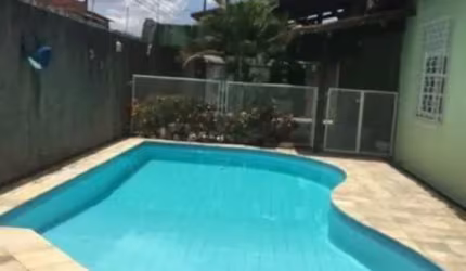 Casa na São Domingos, Duplex, em Rua Pública, 4 Quartos, Suíte, Piscina, para Venda, na Santa Mônica, em Feira de Santana.