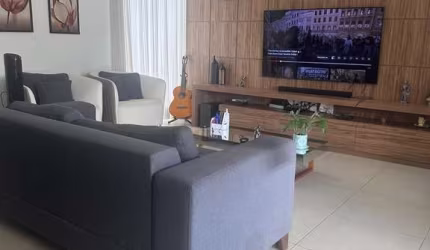 Casa residencial para Venda em condominio fechado em CONCEIÇÃO DO JACUÍPE, 4 quartos, 2 suítes, 1 sala, 4 banheiros, 1 vaga 260 m² área