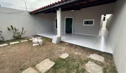 Casa residencial para Venda em Rua Publica, Conceição, Feira de Santana, 3 quartos sendo 1 suíte, 1 sala, 2 banheiros, 2 vagas