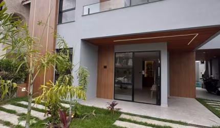 Casa residencial para Venda em condominio fechado, Sim, Feira de Santana, 3 suítes, 1 sala, 4 banheiros, 2 vagas
