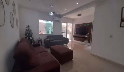 Casa no Sim, 4 Quartos, 2 Suítes, Área Gourmet, para Venda, no Condomínio Terra Nova 2, em Feira de Santana, Área Total de 143 m².