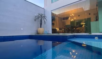Casa na Cidade Nova, 4 Suítes, Varanda, Home Office, Área Gourmet, Piscina, para Venda, Cond Bosque Imperial, em Feira de Santana.