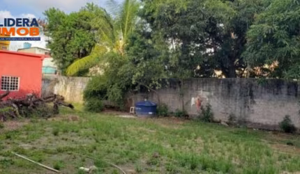 Terreno na Ribeira, Muito Amplo, Área Total de 1.345 m², para Venda, em Salvador.
