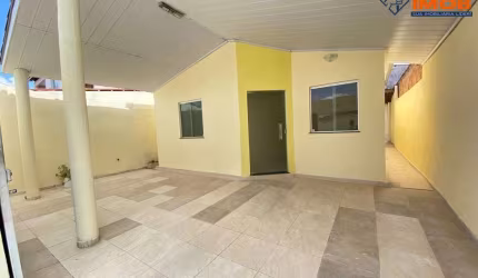 Casa residencial para Venda, Mangabeira, Feira de Santana, 3 Quartos, 1 suíte, 2 salas, 2 banheiros, 2 vagas, 200,00 m² total.
