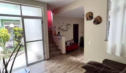 Casa em condomínio fechado com 3 quartos à venda na Rua José Joaquim Duarte, 61, Heliópolis, Belo Horizonte por R$ 450.000