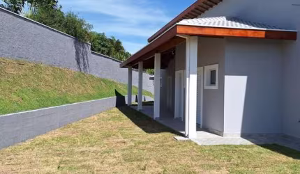 CASA TÉRREA NOVA NO CONDOMÍNIO RESIDENCIAL MANTIQUEIRA – SJC