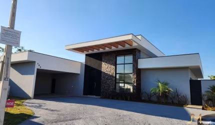 Casa de Condomínio à Venda 535 m² | 4 Quartos | 2 suítes | 4 vagas | 4 banheiros
