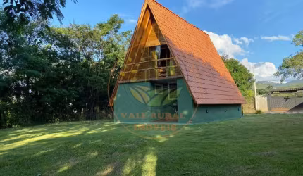 EXCELENTE! MARAVILHOSO CHALÉ NO VALE DO PARAIBA - SP  CH00276