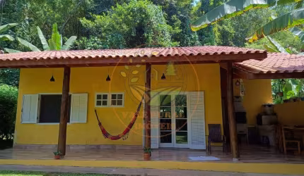 OPORTUNIDADE! MARAVILHOSA CASA EM UBATUBA NA PRAIA BRAVA DE FORTALEZA.  CA00076