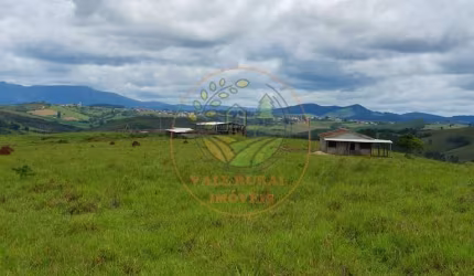 BELA FAZENDA COM 114.5 HECTARES RIQUÍSSIMA EM ÁGUA - FA00127